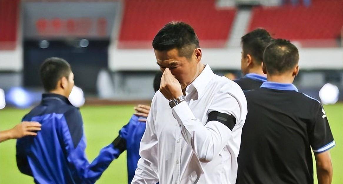 PG电子试玩官网-江西队主帅下课,球队面临重建挑战的简单介绍