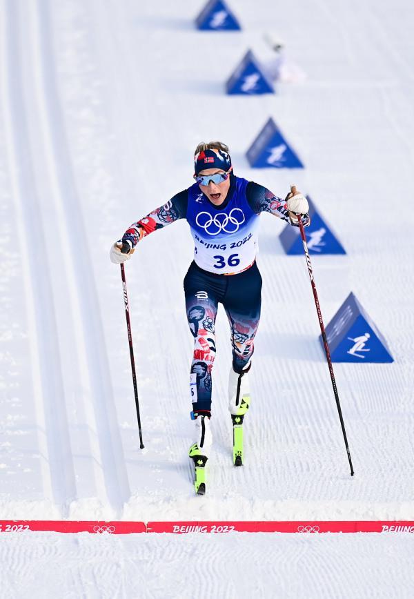 PG中国官网-挪威选手在滑雪比赛中速度惊人