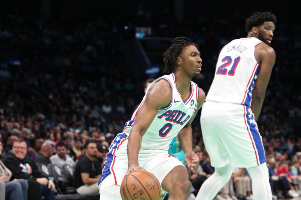 PG电子游戏-美国男篮完胜黄蜂,恩比德绝境逆转