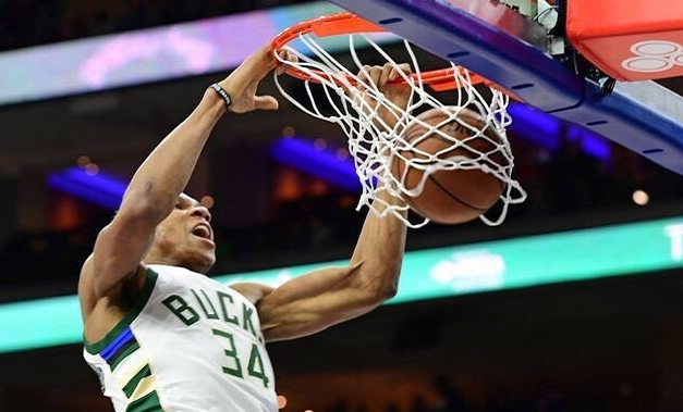 PG游戏官网登录入口-篮网B队翻盘希腊男篮,威斯布鲁克三分雨点燃全场