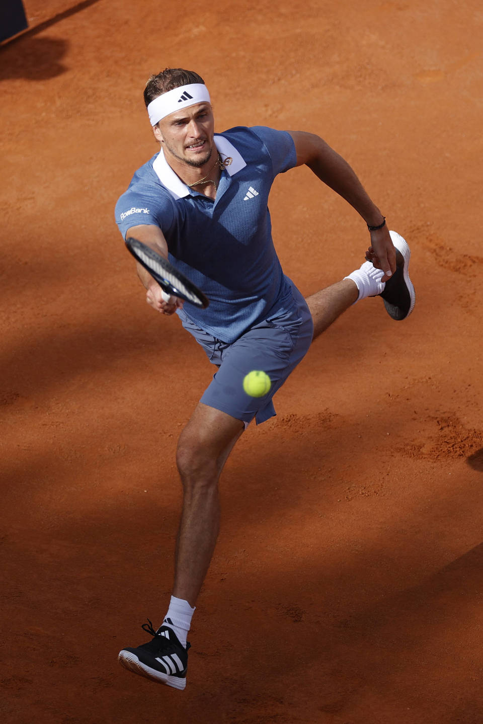 PG电子试玩官网-英国网球队绝地反击美国网球队,兹维列夫爆发神勇